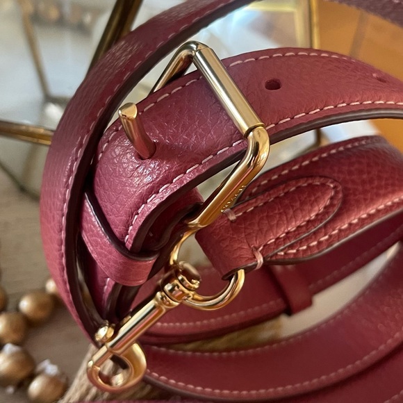 Like NEW COACH Millie Shoulder Bag Signature Leather Elegant Pink Dark Berry - Picture 15 of 16